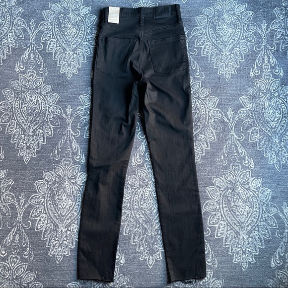 Madewell 11” High Rise Skinny Jeans in Black with Raw Cut Hem Size 24 - Picture 10 of 11